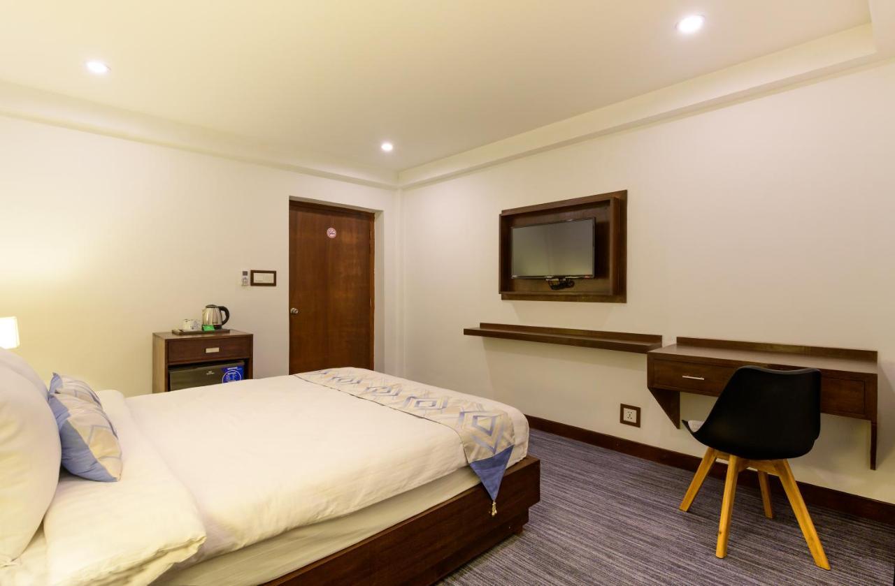 Hotel Zakaria International Dhaka Bagian luar foto