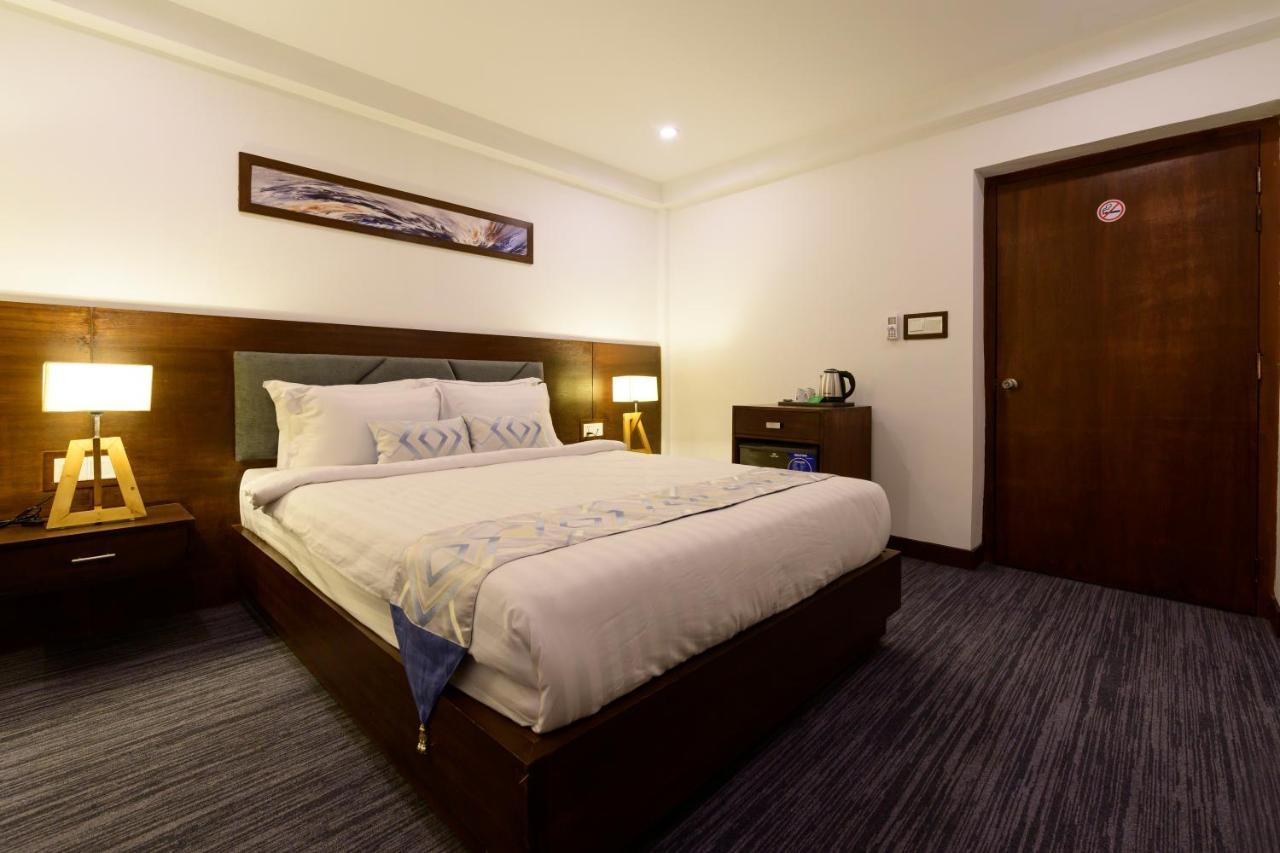 Hotel Zakaria International Dhaka Bagian luar foto