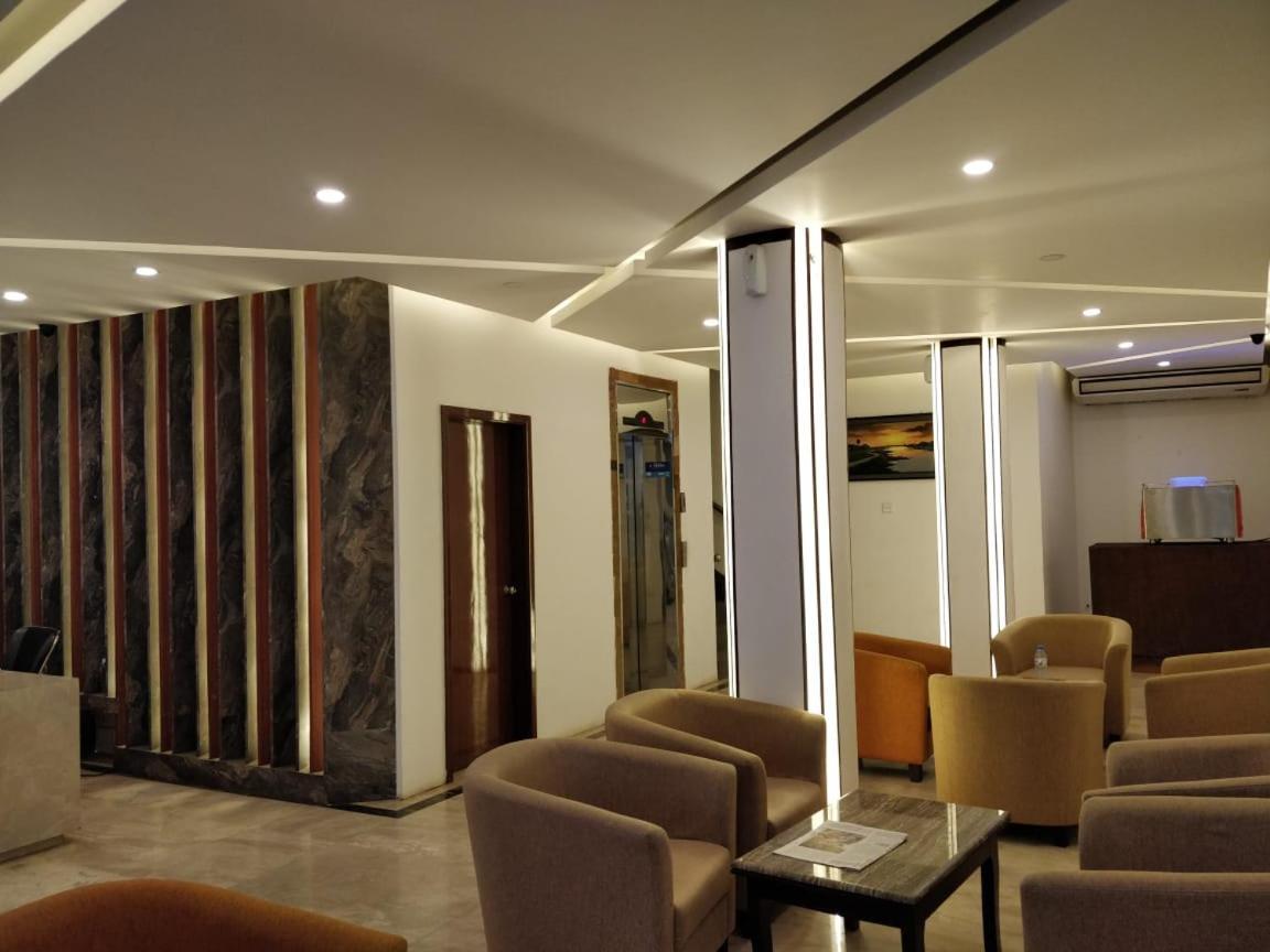 Hotel Zakaria International Dhaka Bagian luar foto